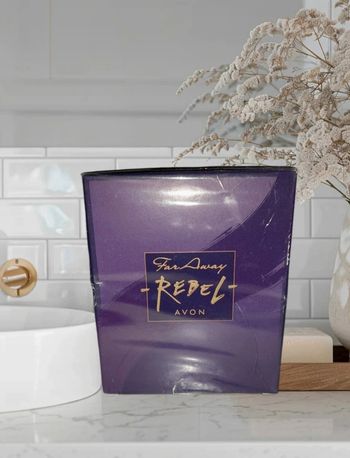 Parfum femme AVON 50ml - Far Away Rebel - Neuf