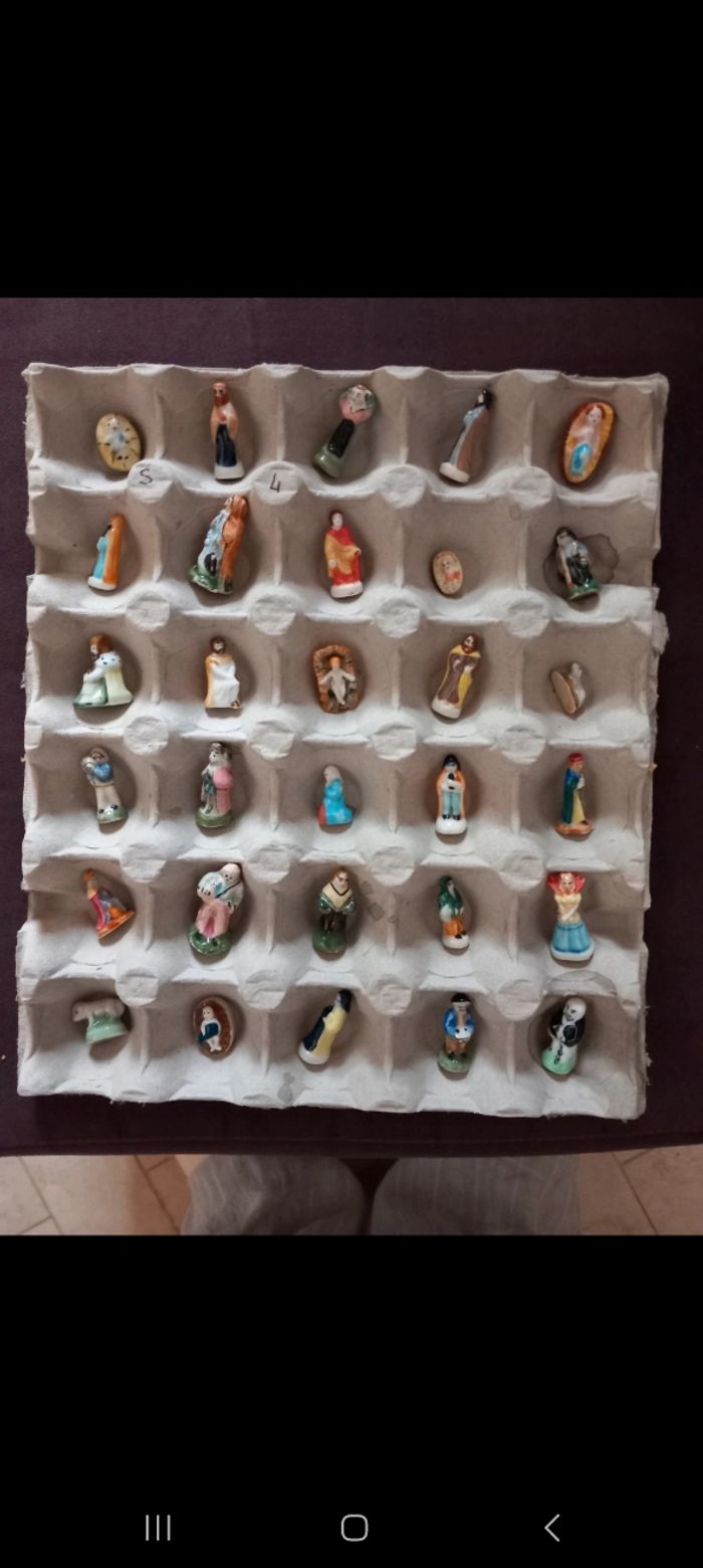Lot 30 fèves - Personnages (n°4)