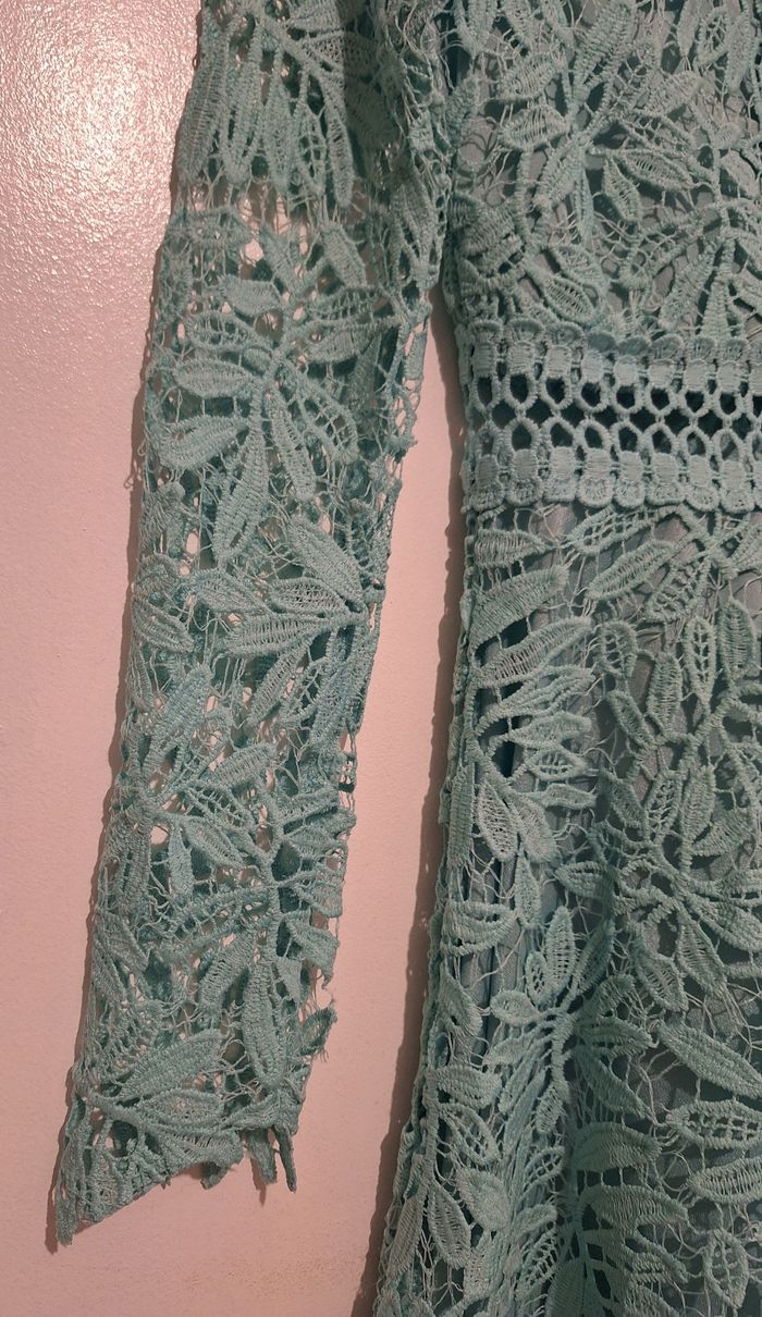 Robe turquoise en dentelle - photo numéro 5