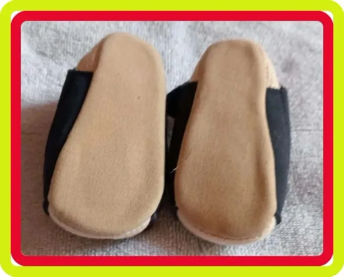 Nu-pied bleu marine Taille 3 / 6 mois - photo numéro 2