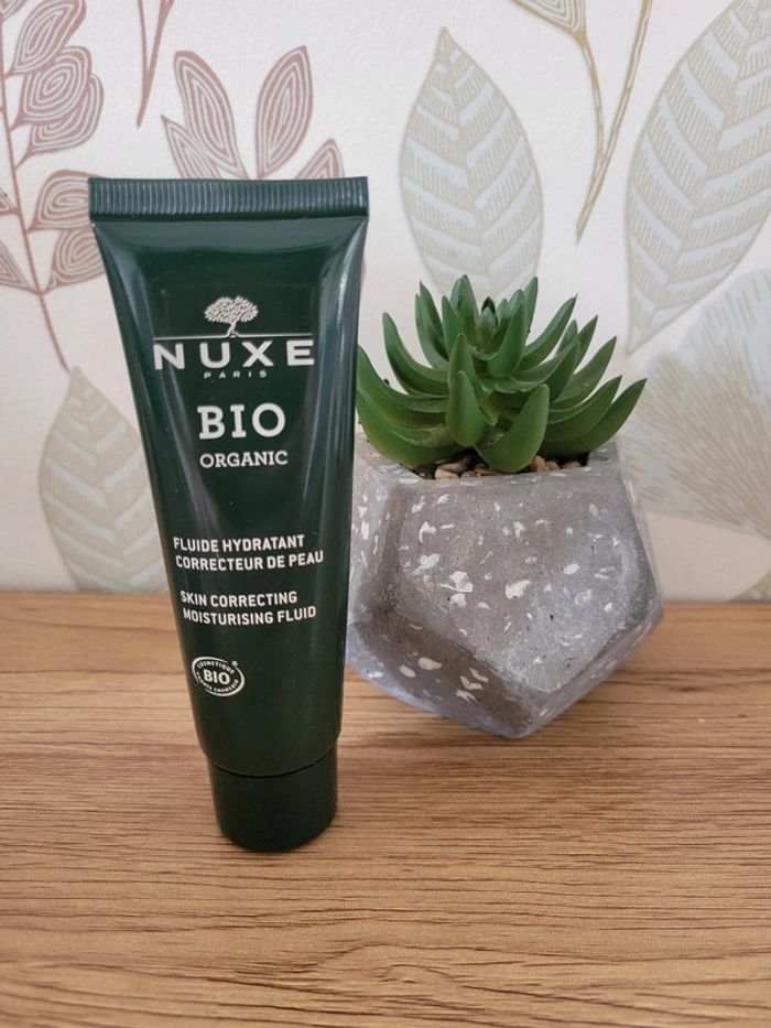 Fluide hydratant correcteur de peau - Nuxe Bio