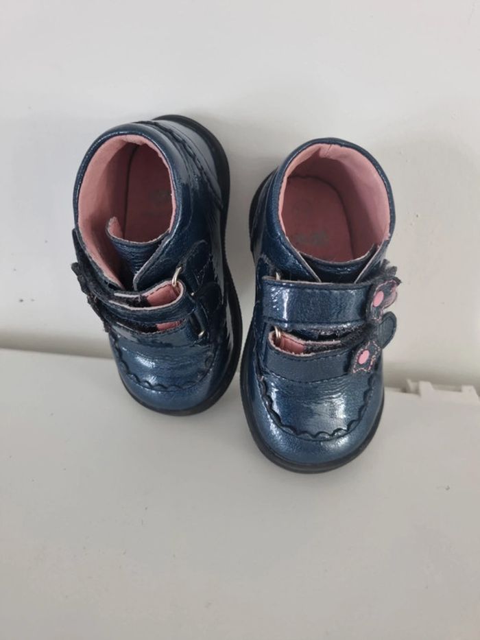 Chaussure t19 - photo numéro 3