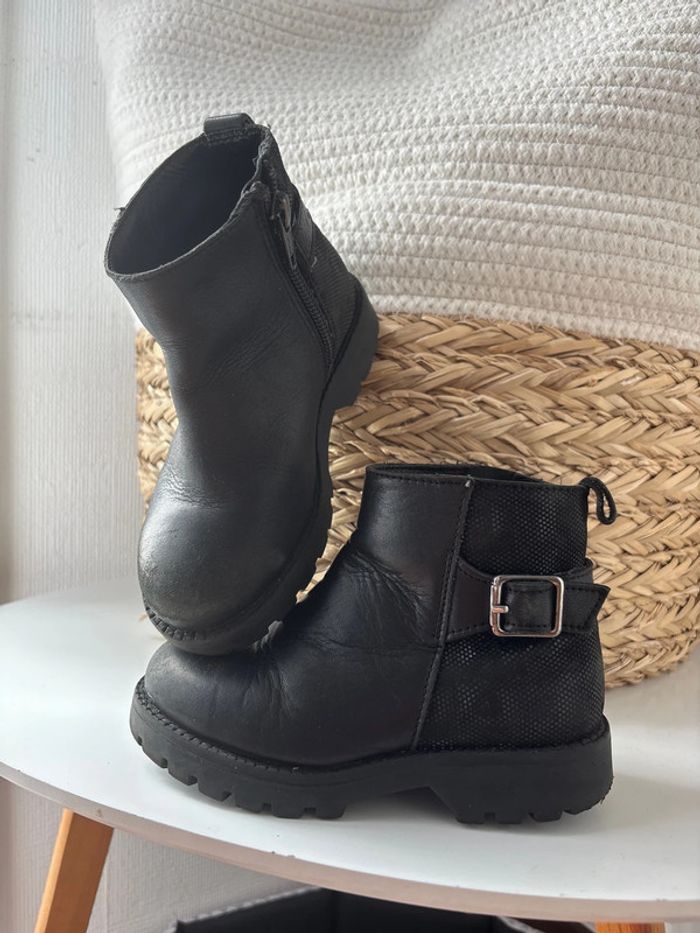 Bottines en cuir noir Gémo