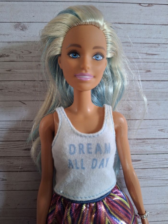 Barbie Fashionistas numéro 120 2018 - photo numéro 2