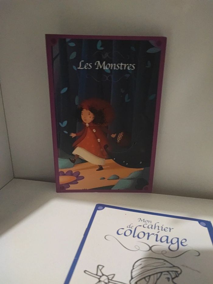 Lot petits livres contes - photo numéro 4