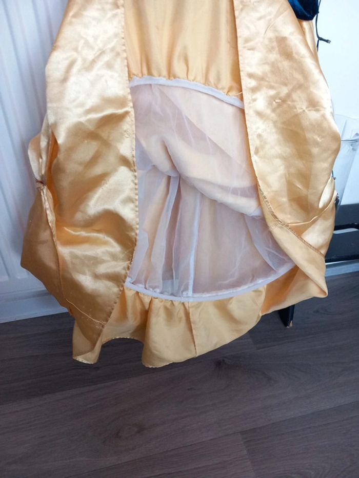 Robe Blanche Neige - photo numéro 17