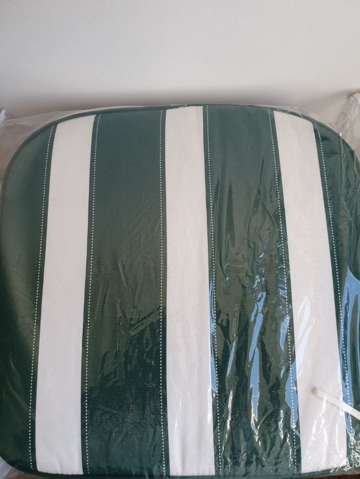 4 coussins pour chaise - photo numéro 2