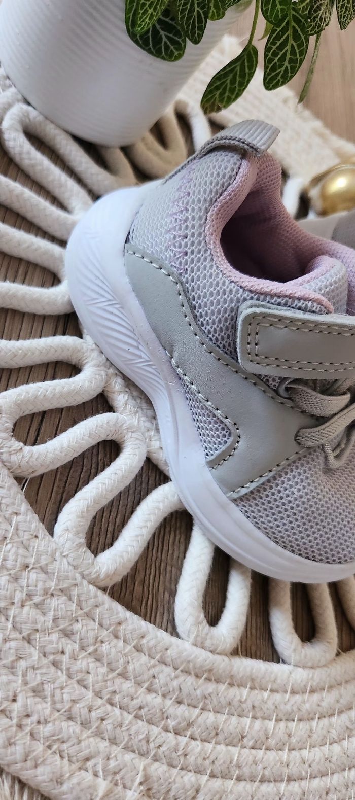 Paire Baskets fille P.19 Primark Grise Rose - photo numéro 2
