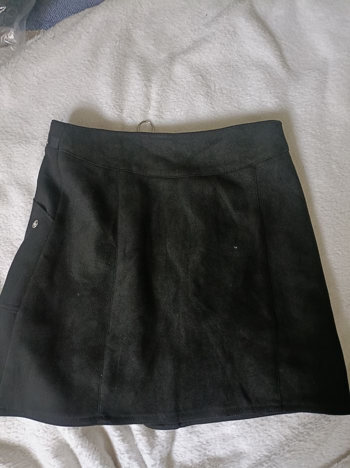 Jupe courte en suédine noire Kaporal XS - photo numéro 3