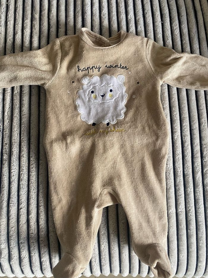 Lot de 7 Pyjama en Velour. - photo numéro 4