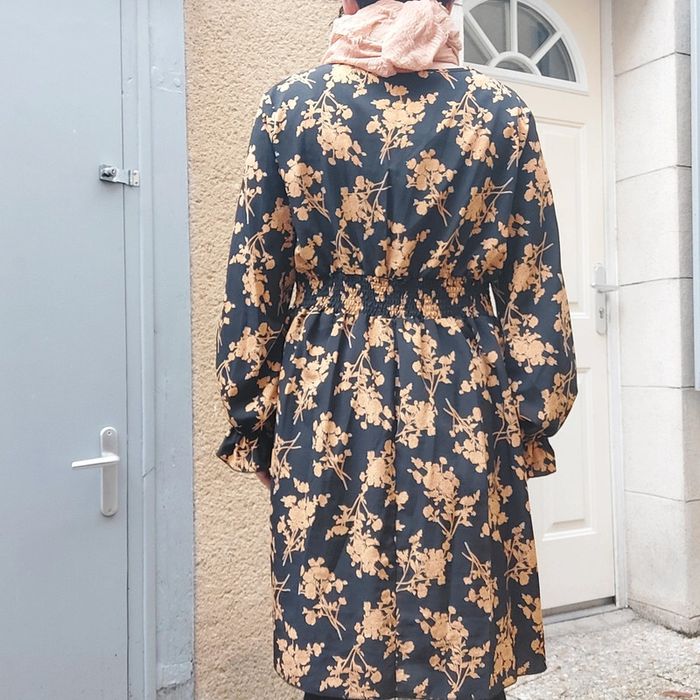 Magnifique robe pour taille 44 - photo numéro 3