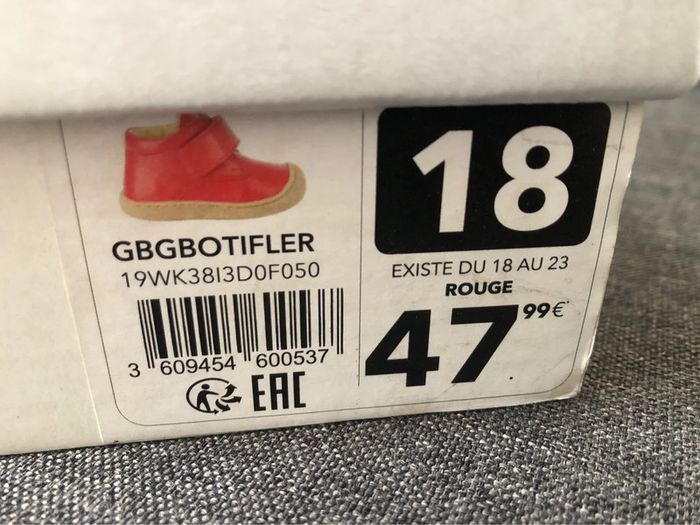 Chaussures premiers pas - pointure 18 - photo numéro 8
