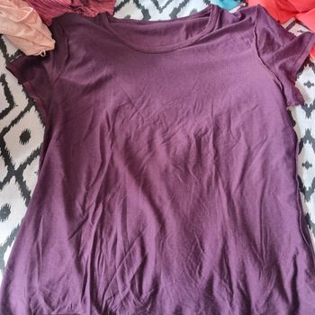 Tshirt col rond Décathlon xl prune neuf
