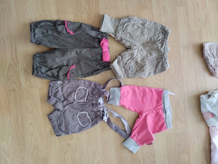 lot de 26  articles fille 6 mois - photo numéro 3