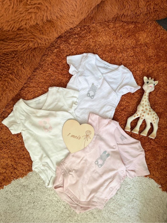 Lot 3 bodies bébé fille 1 mois – Obaibi – Neuf