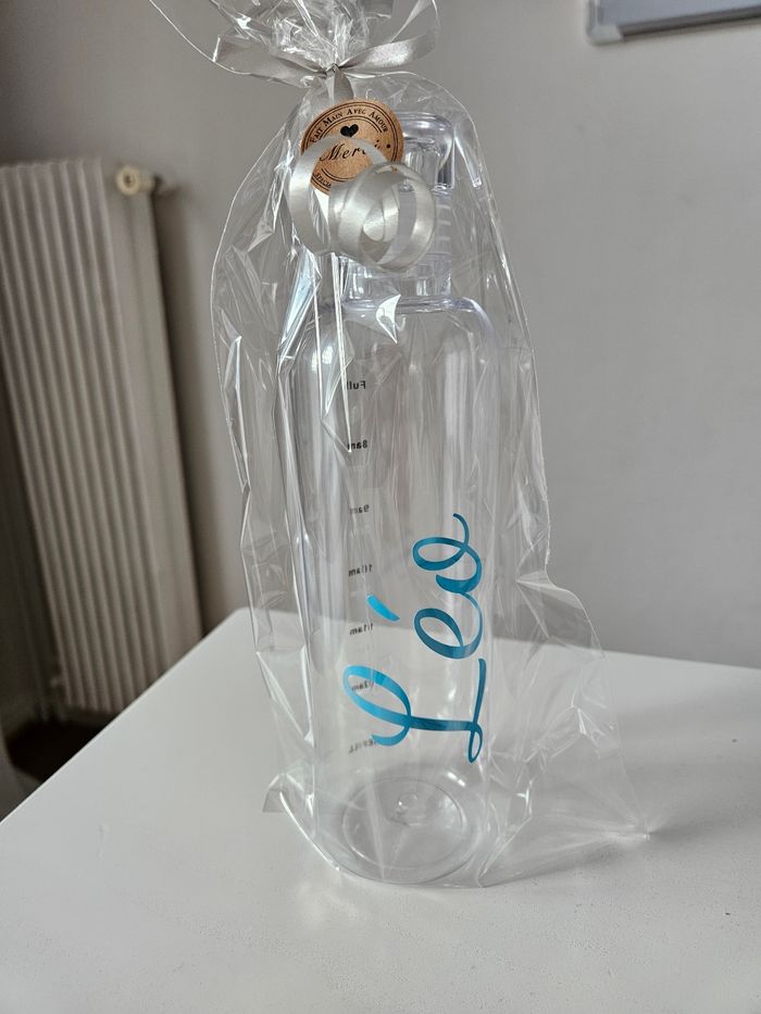 Gourde personnalisée en plastique 500ml idee cadeau fin d'année maîtresse ATSEM..... - photo numéro 6