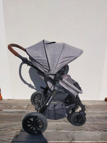 Poussette trio Kinderkraft 3 en 1 MOOV 2023