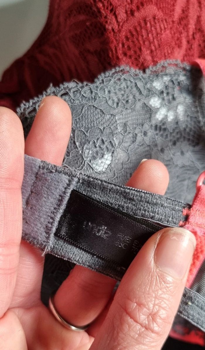 Lot soutien gorge - photo numéro 6