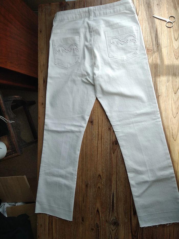 Pantalon blanc femme T38 - photo numéro 2