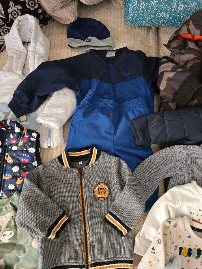 Très gros lot vêtements 6 mois hiver - photo numéro 3