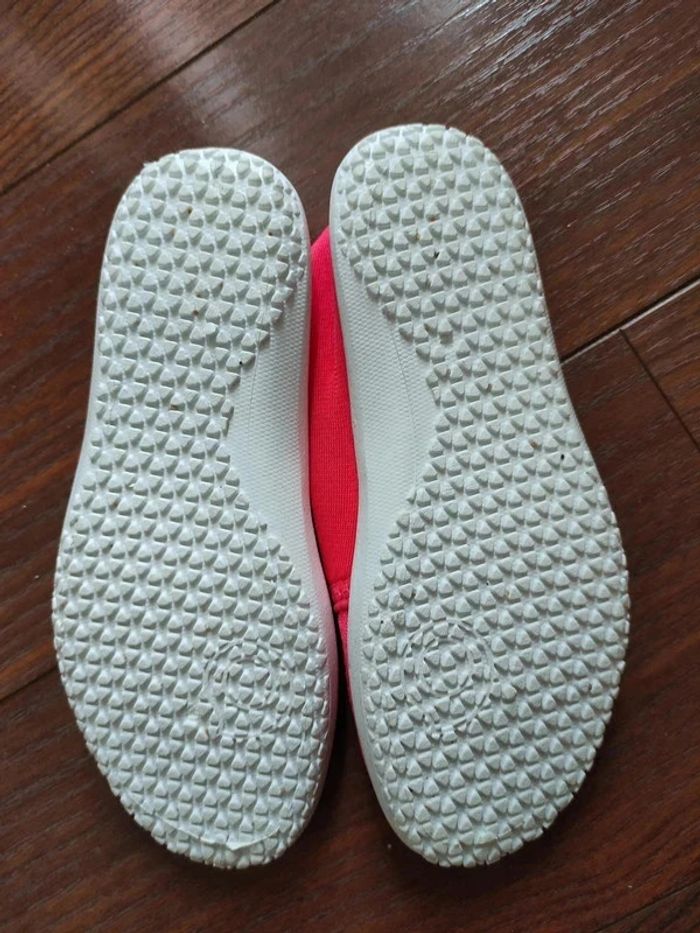 aquatiques de piscine ou mer Decathlon, taille 30/31 - photo numéro 2