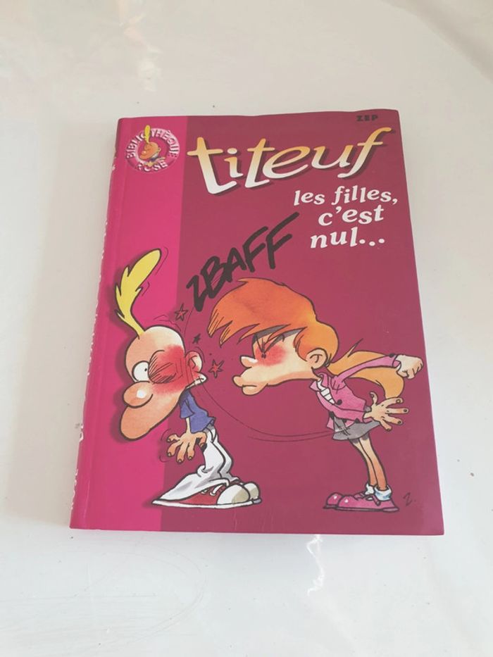 Livre bibliothèque rose Titeuf