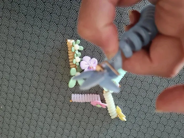Lot décoration fleurs pour cheveux - photo numéro 6