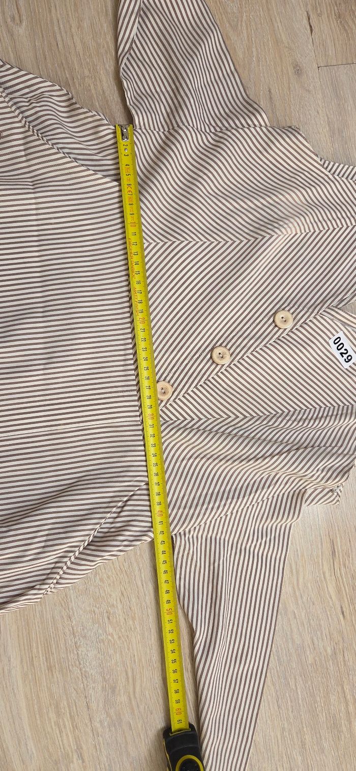 Robe Un jour Ailleurs taille 42 beige et blanche en très bon état - photo numéro 10