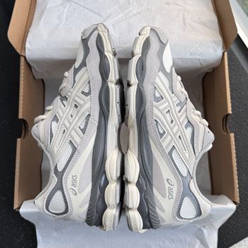 Asics GEL-NYC gris taille 40