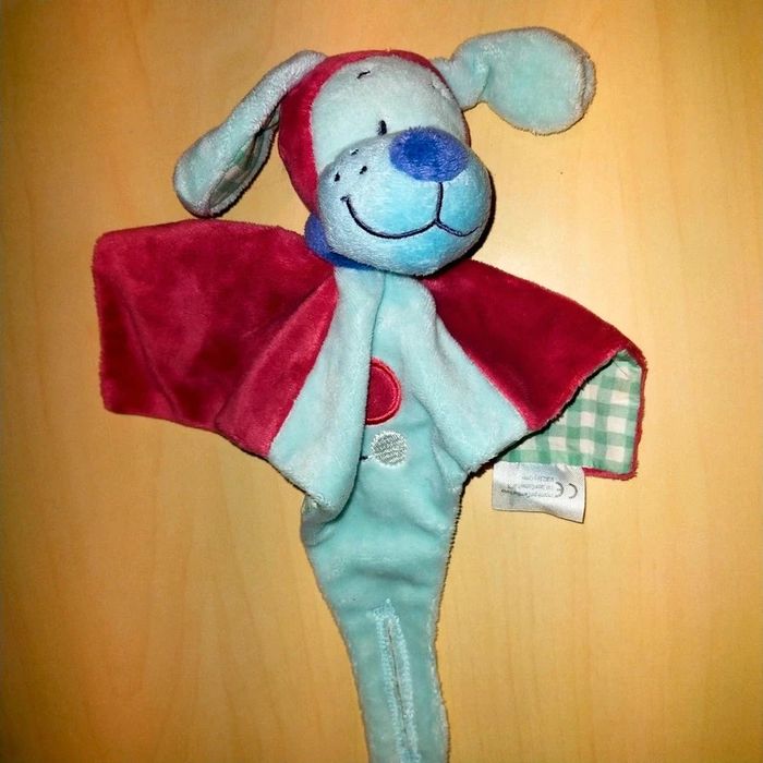 Doudou chien plat bleu et rouge ballons brodés
Baby Tex - photo numéro 2
