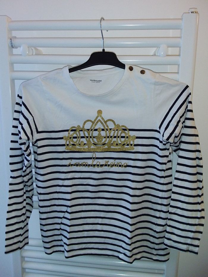 T shirt rayé et doré