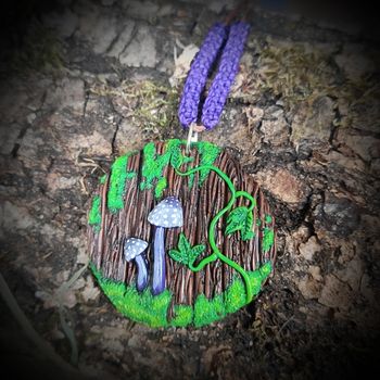 Totem féerique nature champignons