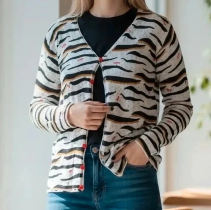 Cardigan zébré blanc et noir taille S