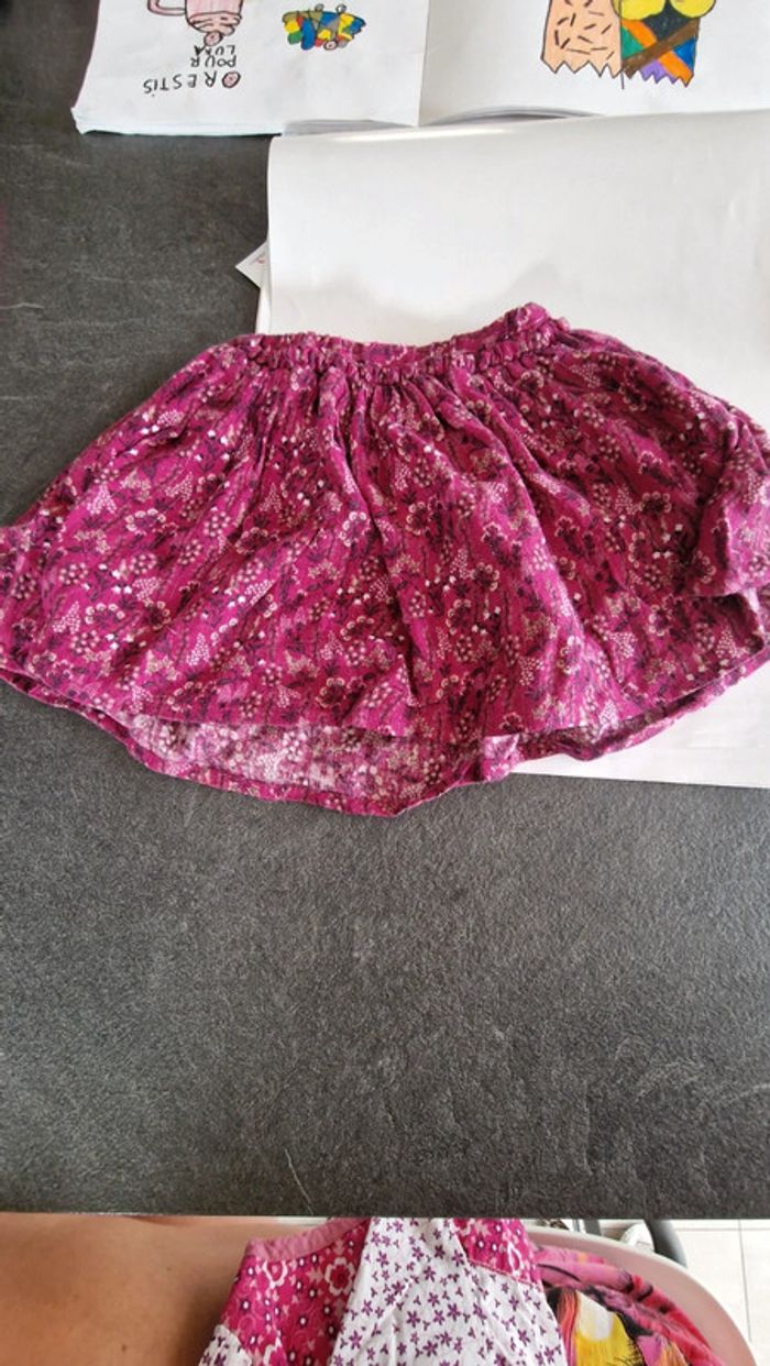 Jupe 2 ans - photo numéro 2