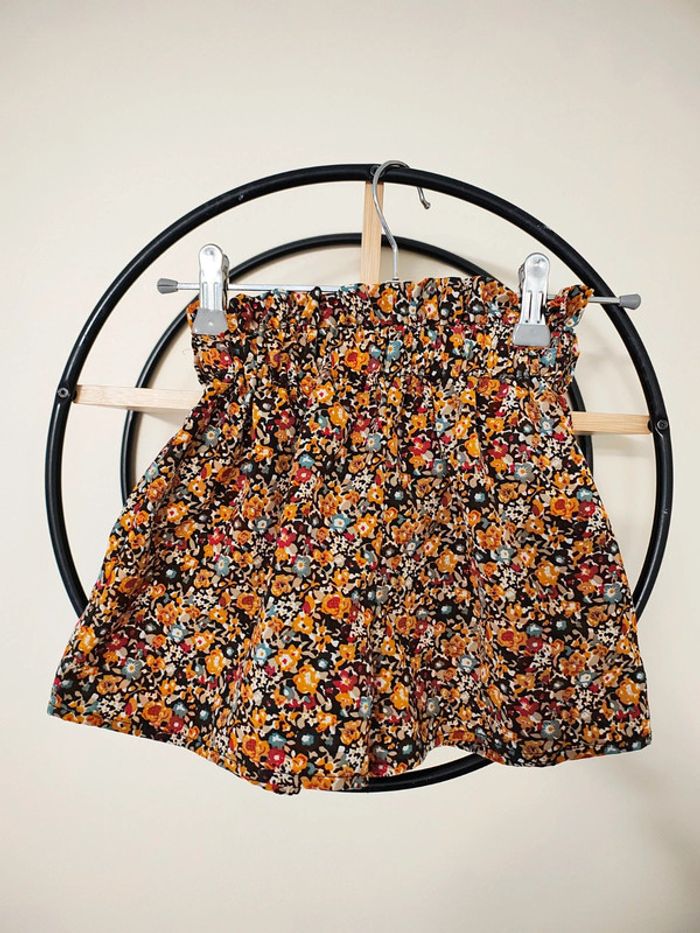 6 ans short été fluide ( étiquette coupée)