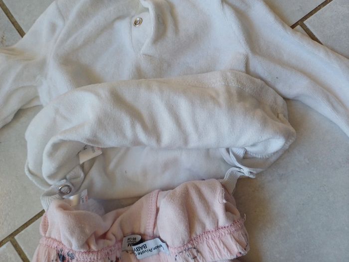 Pyjama 3 mois - photo numéro 5