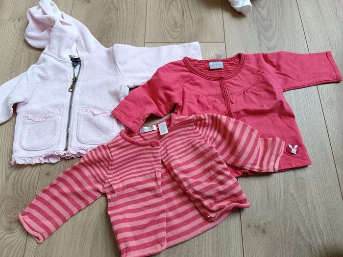 Lot 3 gilets roses fille 3 mois