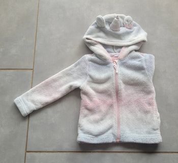 Gilet zippé à capuche 18- 24 mois