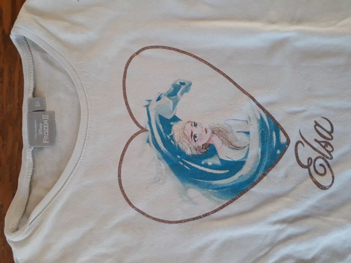 Lot de 2 tee shirt  6 ans , Miraculous  et Disney - photo numéro 5