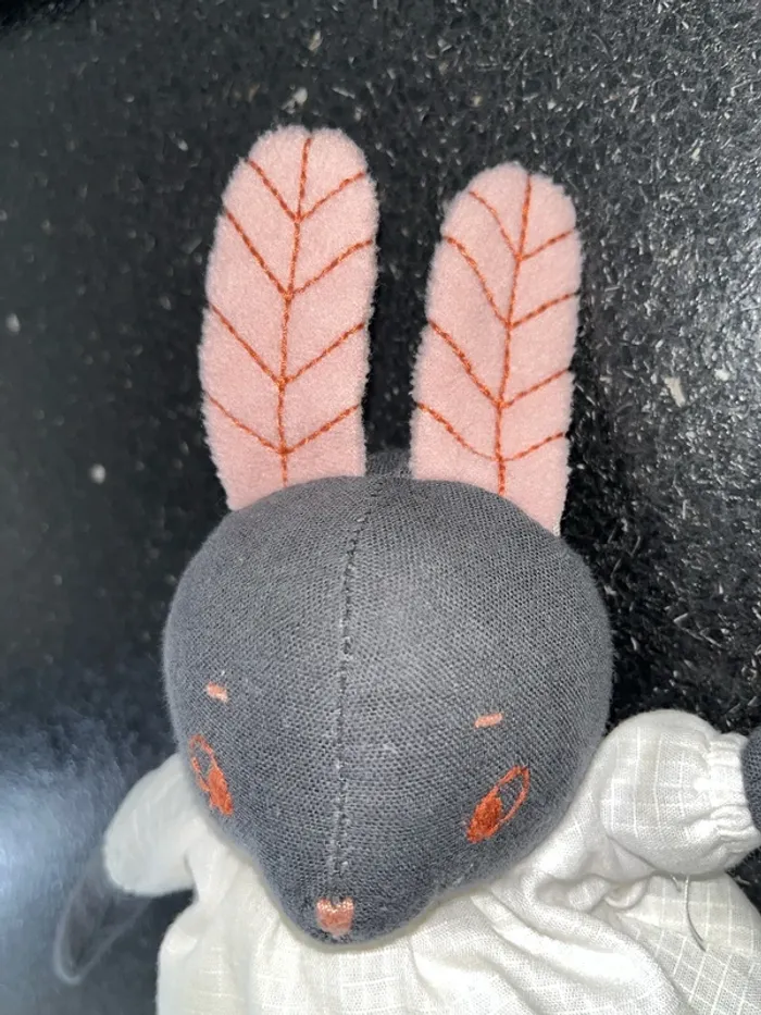 Peluche doudou lapin après la pluie - photo numéro 2