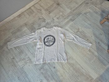 Tee-shirt manches longues  Taille 12 ans