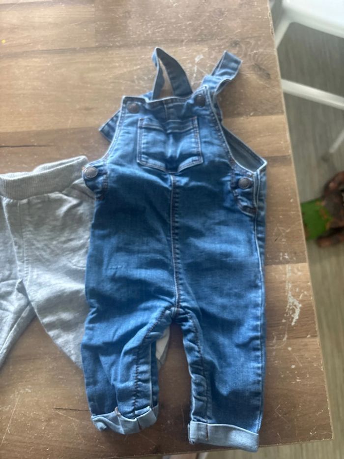 Lot pantalon 3 mois - photo numéro 2