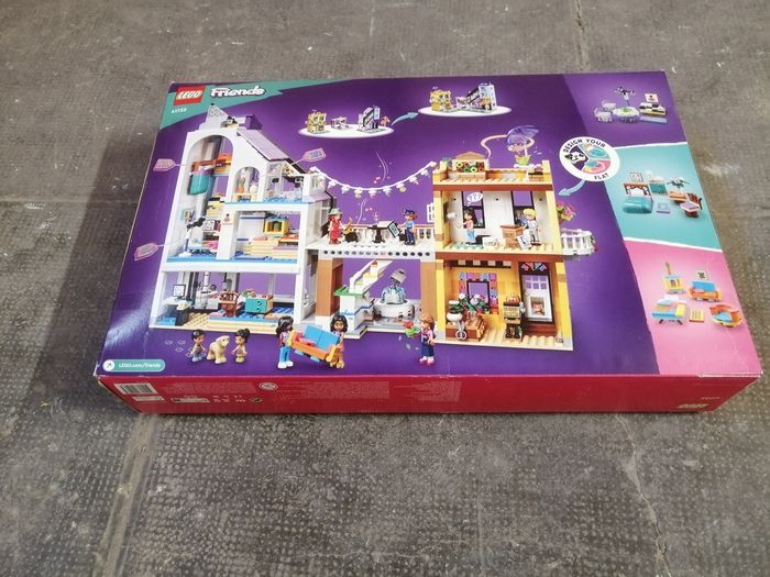 Lego Friends 41732 Les boutiques de fleurs et de décoration - photo numéro 4