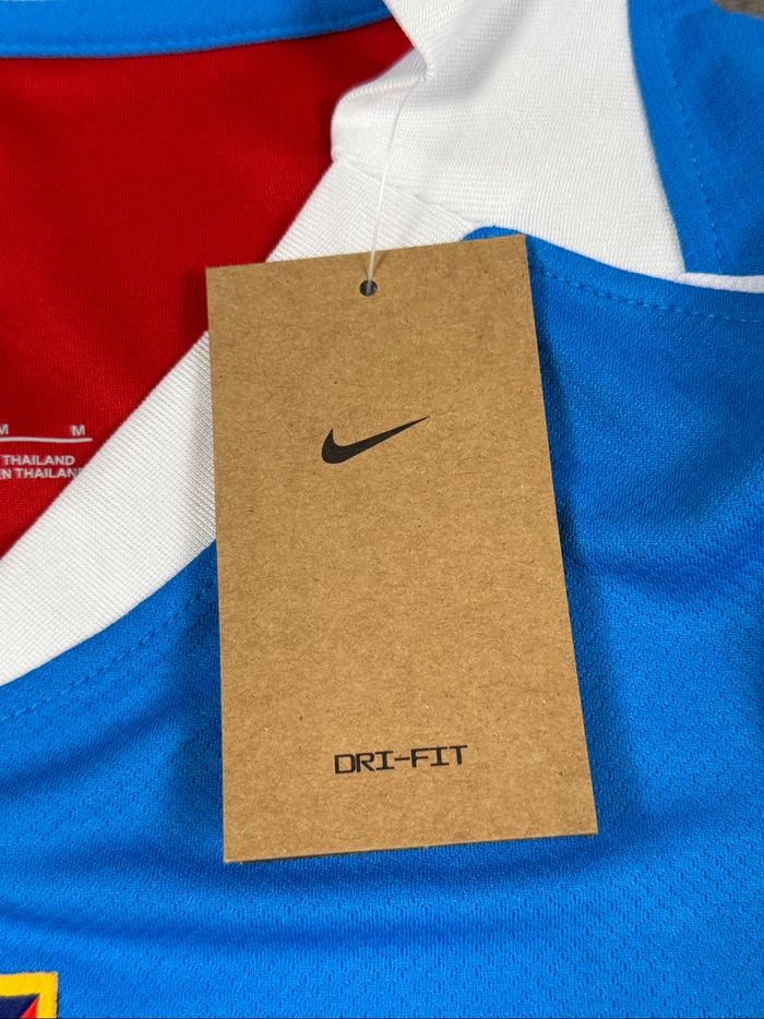 Maillot foot atlhetico Madrid - photo numéro 9