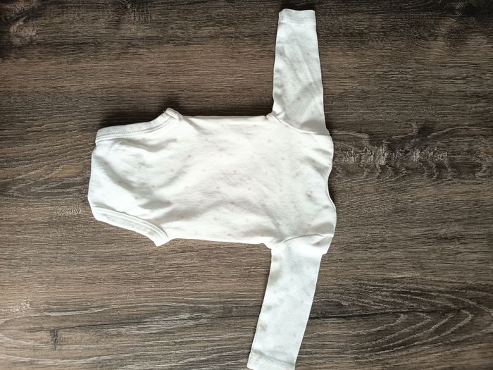 Lot de 3 bodies fille 1 mois - photo numéro 7