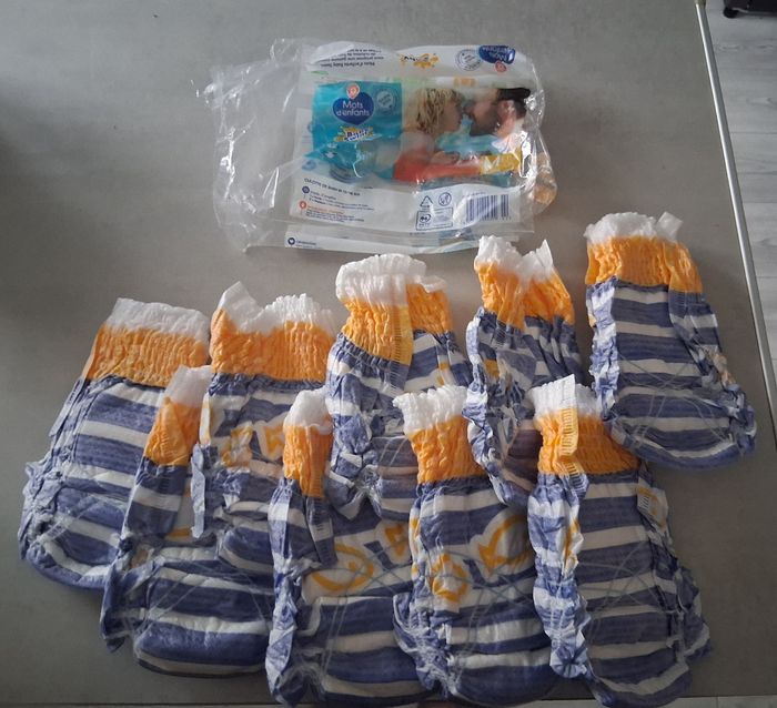 Couches piscine mot d enfants 12-18kg - photo numéro 2