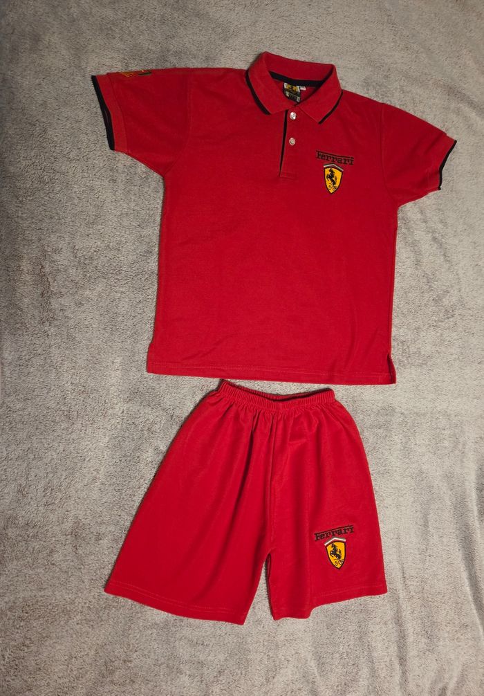 Ensemble Ferrari - photo numéro 2