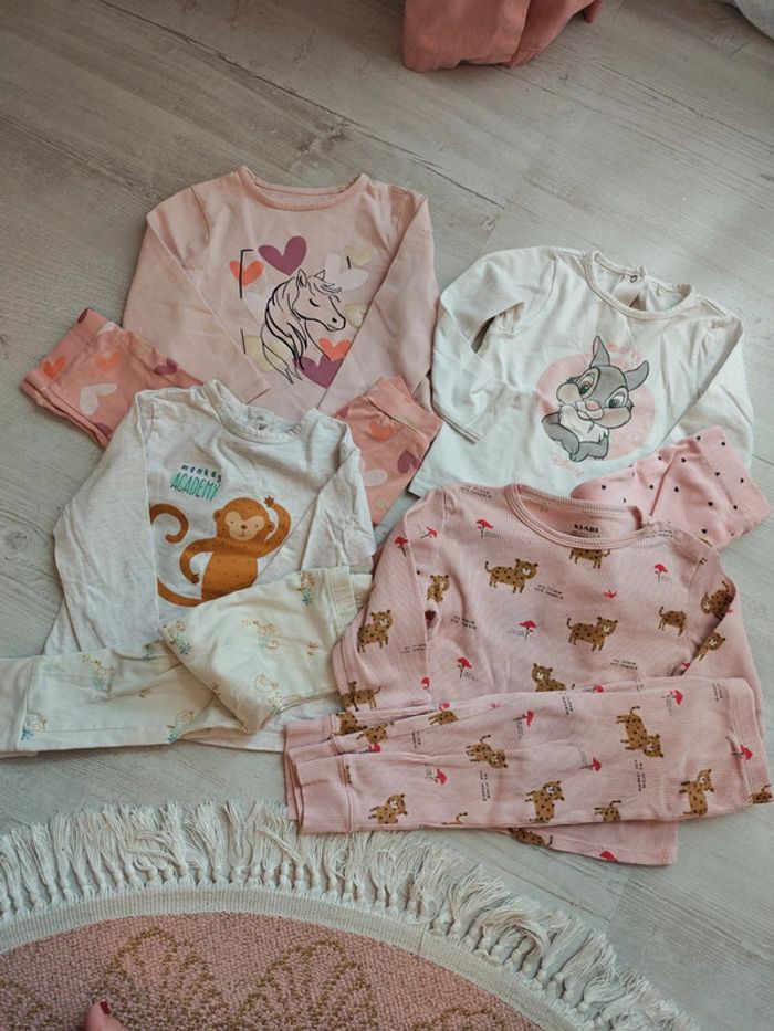 Lot pyjamas mi-saison 24-36 mois