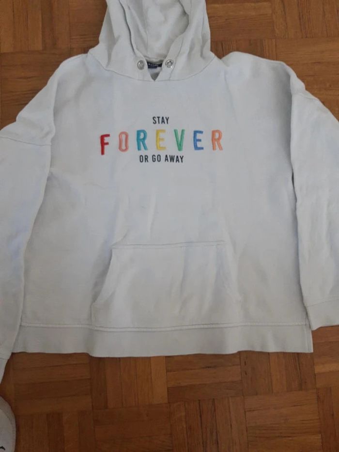 Pull sweat avec capuche 12 ans