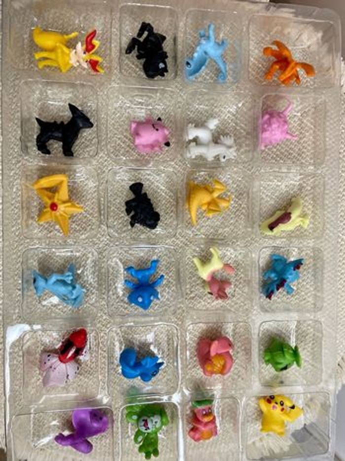 Calendrier de L’avent de noël Pikachu Pokémon - photo numéro 3